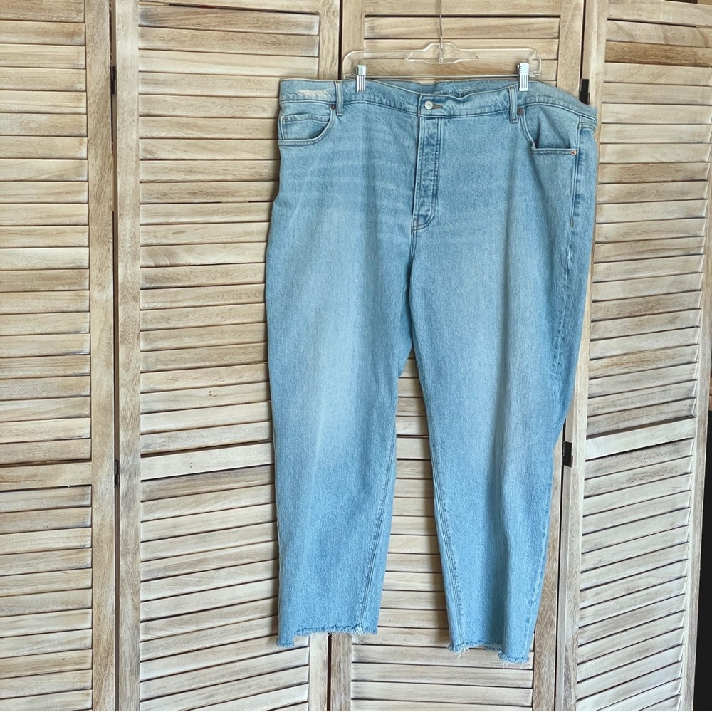 Old Navy 24W Straight and Slouchy Blue Denim Jeans Lightwash Raw Hem Button Fly